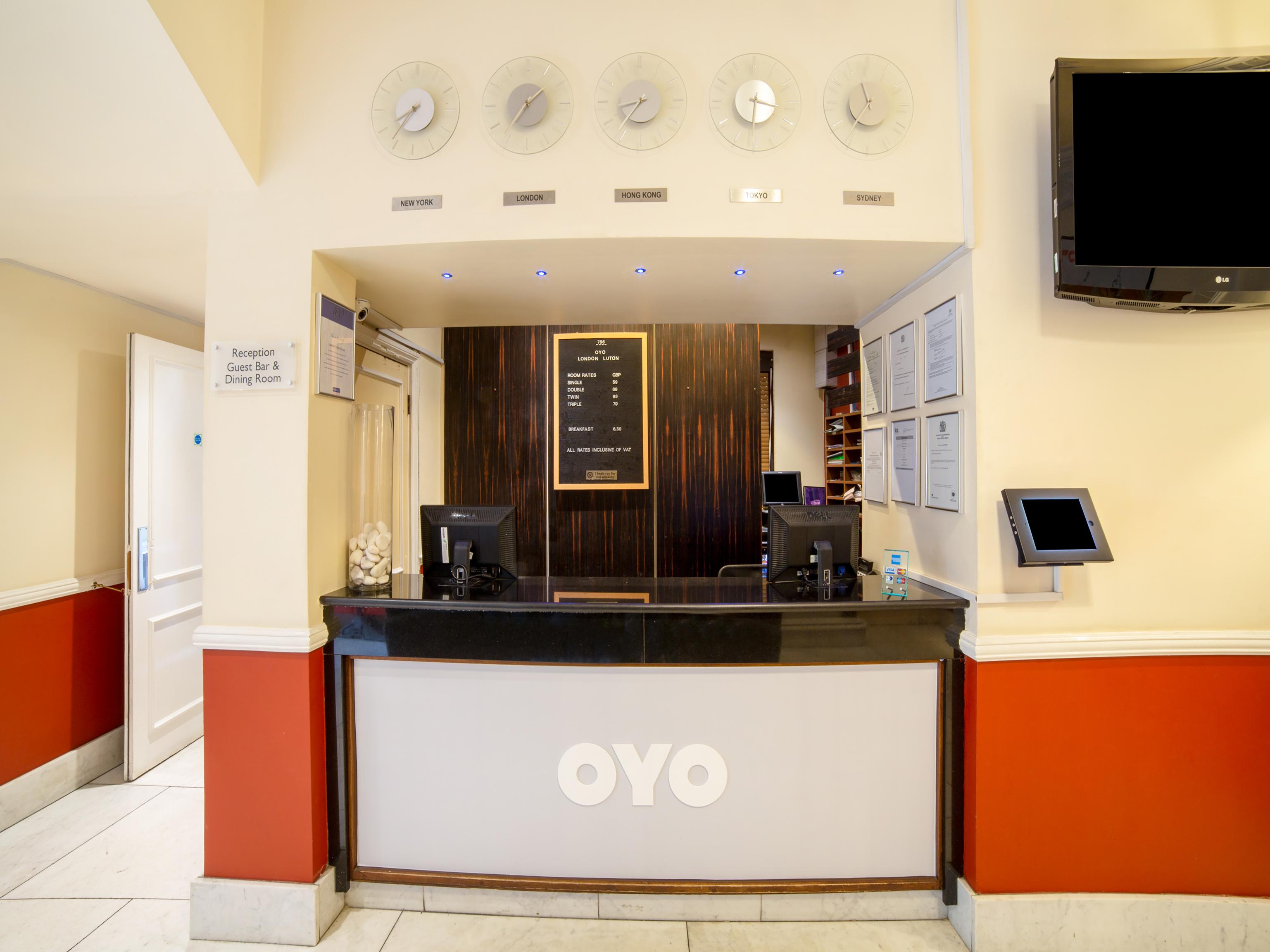 Отель Oyo London Luton Лутон Экстерьер фото